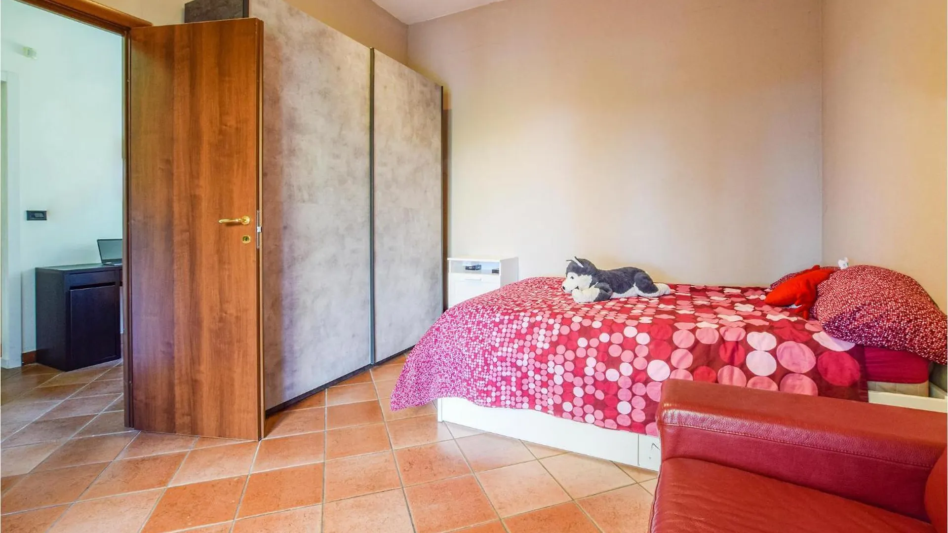 Holiday home Lovely Apartment In Trecastagni With Kitchen